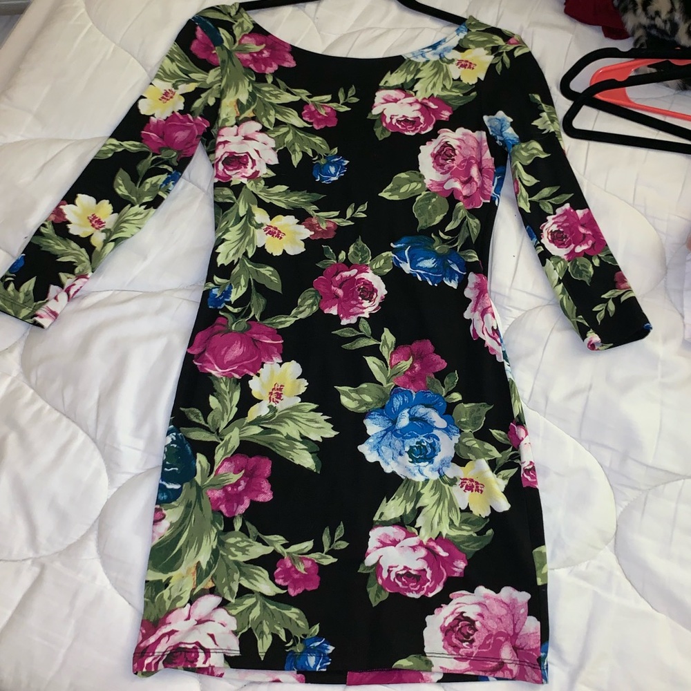 Forever 21 M Floral Bodycon Dress